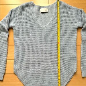 Aritzia/Wilfred Free Wolter 100% Merino Wool Sweater. (PTP-18-22”)